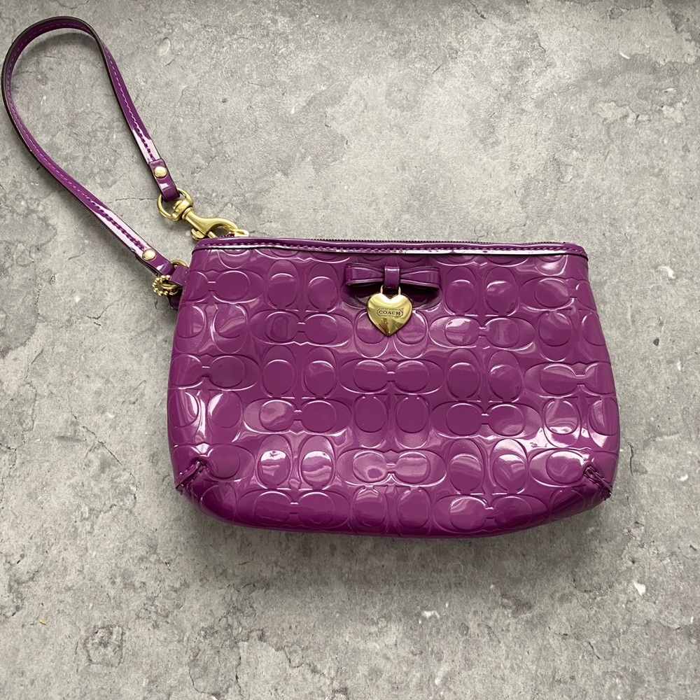 Coach Wristlet Used